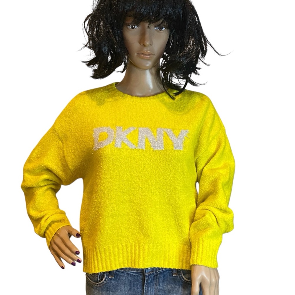 DKNY Jeans Bright Yellow Boucle-like Pullover Crew Neck Sweater Size Medium NWT